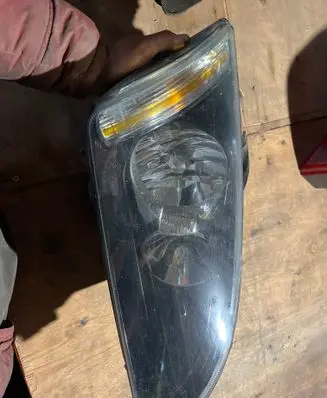 Ford Focus C-MAX Headlight/headlamp 15X13N060AA