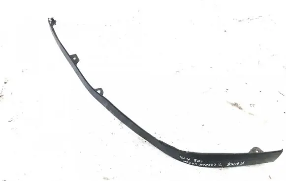 Toyota Corolla Verso E121 Front bumper lip 7685113080 76851-13080