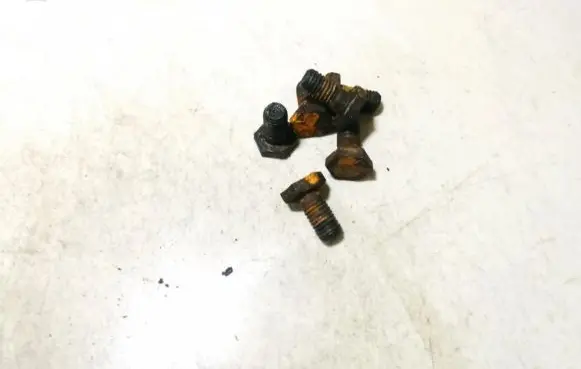 Peugeot 206 Nuts/bolts 