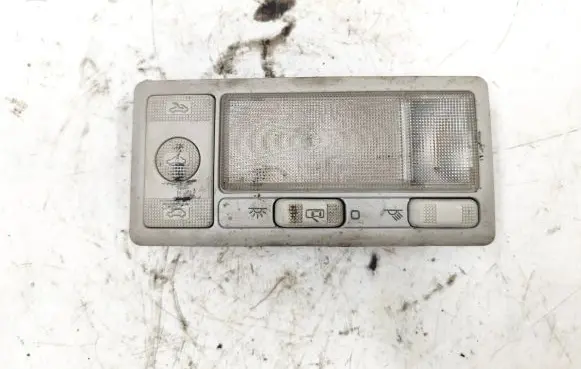 Volkswagen PASSAT B4 Front seat light 1H0959728