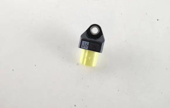 Toyota C-HR I Airbag deployment crash/impact sensor 89831F4010 593R7LN0K