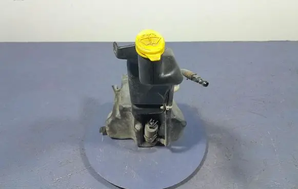 Opel Zafira B Windshield washer fluid reservoir/tank 13192025