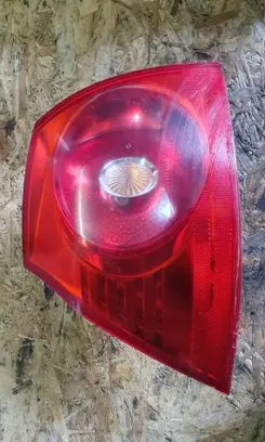 Volkswagen Golf V Rear/tail lights 1K6945095E