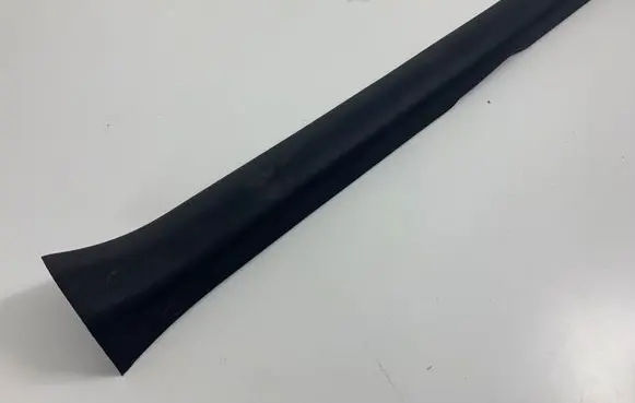 Toyota Avensis T270 Side skirt front trim 6791305060