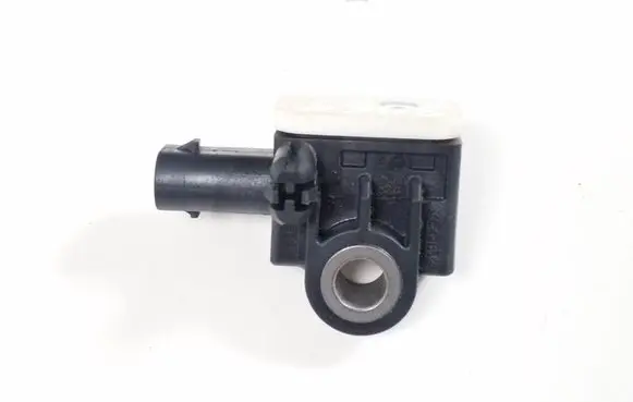 Jeep Grand Cherokee Airbag deployment crash/impact sensor A1668210151