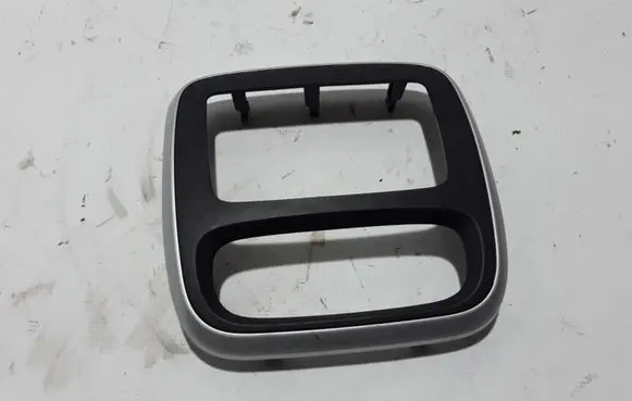Renault Trafic III (X82) Panel trim 682604006R