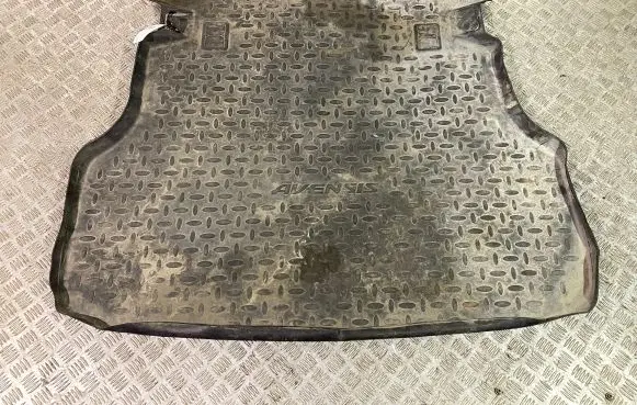Toyota Avensis T250 Rubber trunk/boot mat liner 