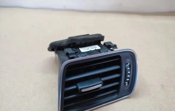 Volkswagen PASSAT B7 Dashboard side air vent grill/cover trim 3AB819701A