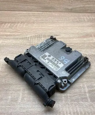 Volkswagen PASSAT B6 Engine control unit/module ECU 03G906021DP 0281012742