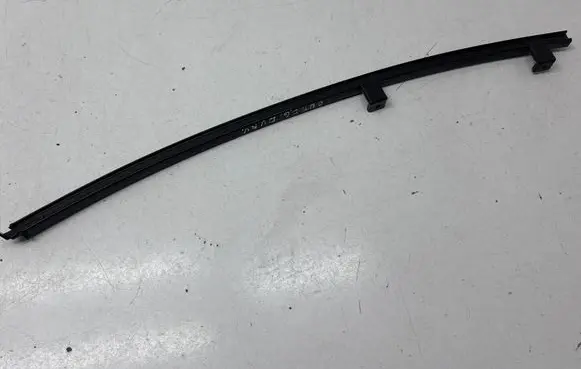 Subaru Outback (BT) Rear door windshield rail 62240AN020