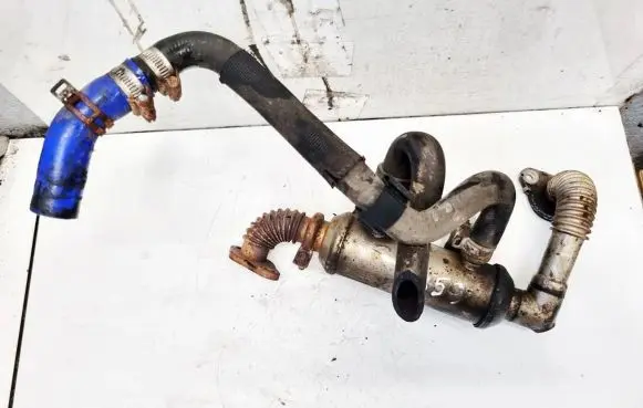 Ford S-MAX EGR valve cooler 4M5Q9F464BC 4M5Q-9F464-BC