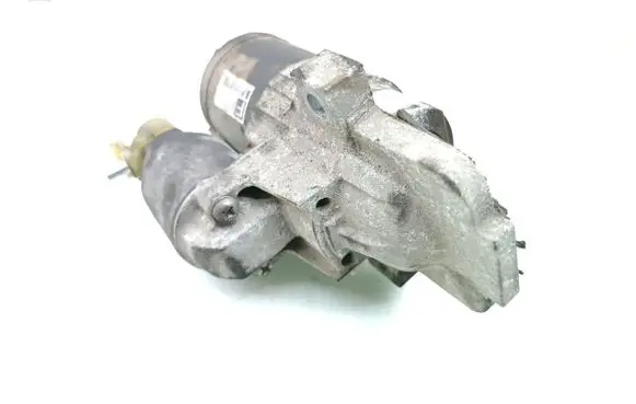 Mazda 6 Starter motor M000T32871