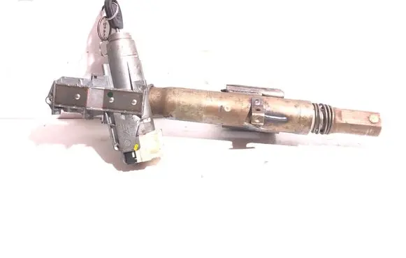 Seat Alhambra (Mk1) Ignition lock P012106