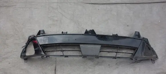 KIA Sorento Front bumper lower grill 86561C5510