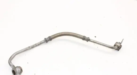 Opel Crossland X Turbo turbocharger oiling pipe/hose 9832803480