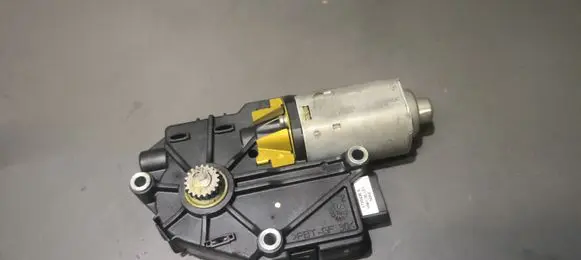 BMW 6 E63 E64 Folding roof motor 1704603A