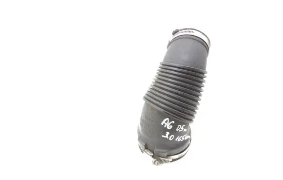 Air intake hose/pipe