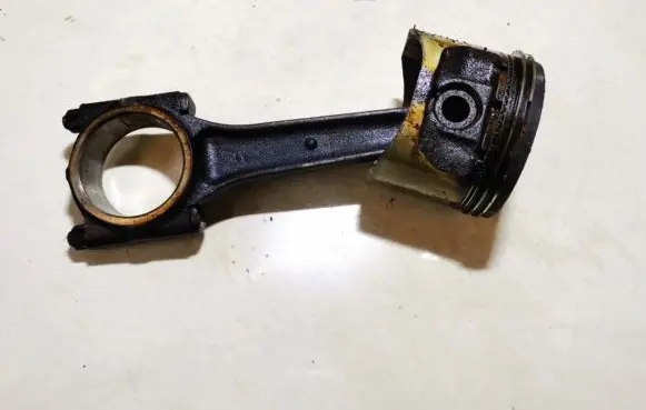 Jaguar XJ X308 Piston with connecting rod nba1611ba