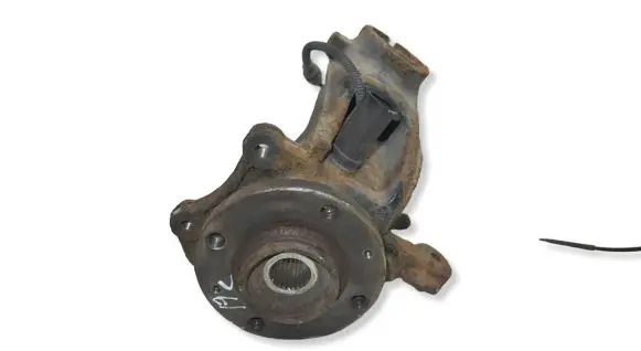Peugeot 208 I Front wheel hub 