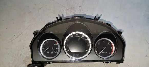 Mercedes-Benz C W204 Speedometer (instrument cluster) A2049004005