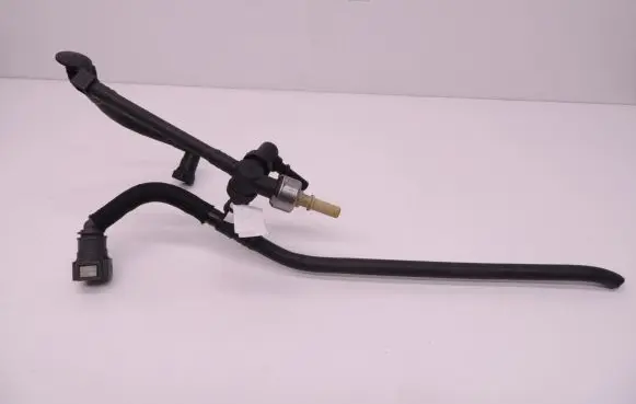 Volvo V40 Fuel line pipe D239