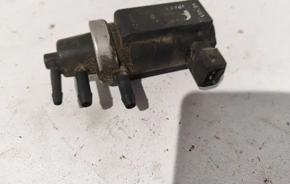 Audi A6 S6 C5 4B Turbo solenoid valve 059906627 99T055 72190322