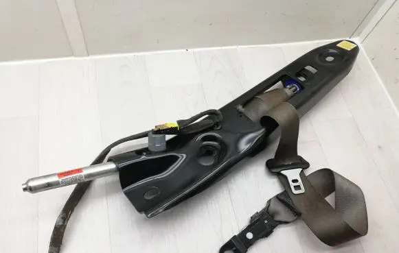 Volvo XC90 Front seatbelt 8093rh