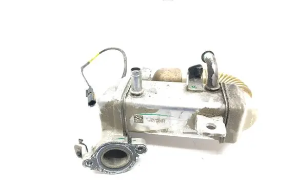 Renault Trafic III (X82) EGR valve cooler 147350678R 12119C3849