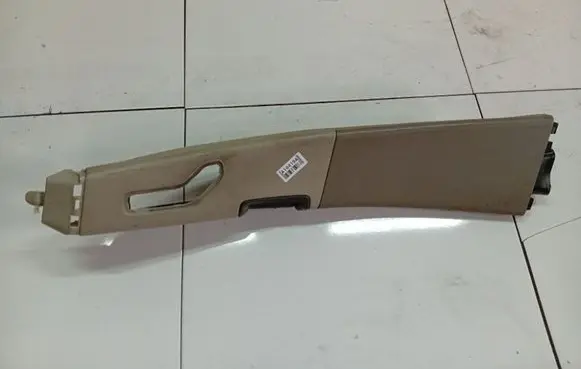 Volvo S60 (B) pillar trim (top) 1882