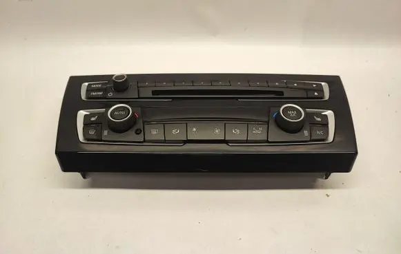 BMW 2 F22 F23 Interior fan control switch 9338772