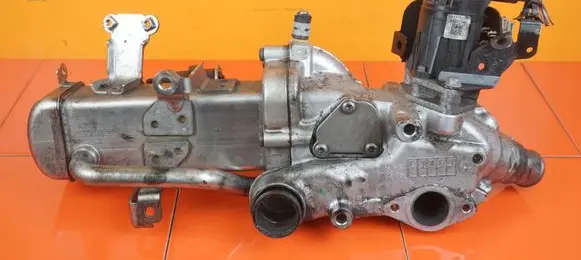 Opel Insignia A EGR valve cooler 55578264 B20DTH