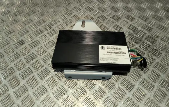 Jeep Grand Cherokee Sound amplifier 68267306AB