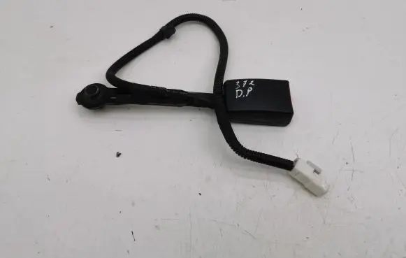 Hyundai i40 Front seatbelt buckle