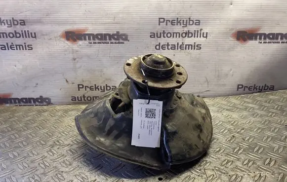 BMW 7 E38 Rear wheel hub