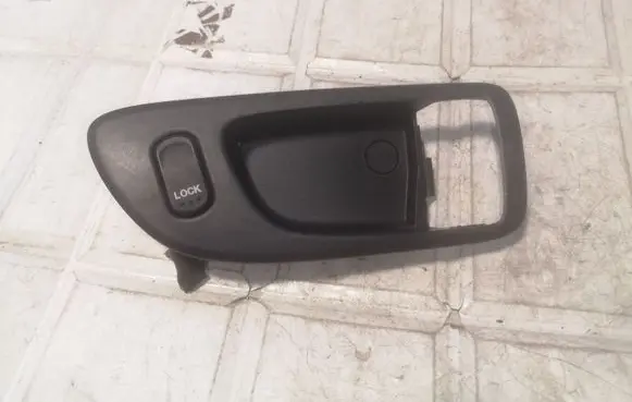 Mazda 3 I Central locking switch button 