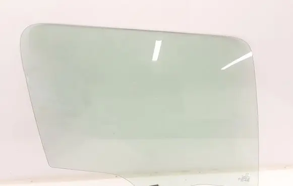 Peugeot 206 Rear door window glass 43R001583 AS2M3232DOT682