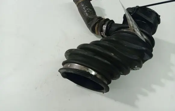 Ford Grand C-MAX Air intake hose/pipe 