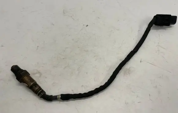 BMW 5 E60 E61 Lambda probe sensor 7791592