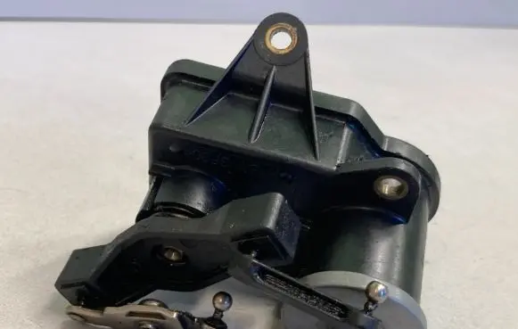 Jeep Grand Cherokee (WK) Intake manifold valve actuator/motor 701132110