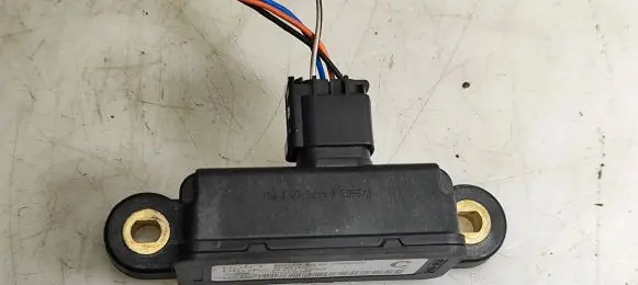 Mitsubishi Outlander ESP acceleration yaw rate sensor 4670A149 C731E18U07 06211702283