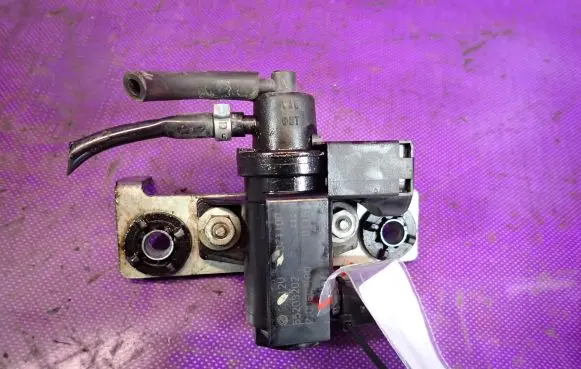 Fiat Doblo Vacuum valve 55203202