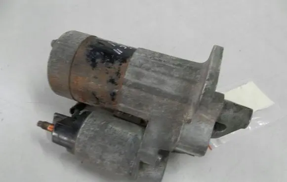 Renault Scenic II - Grand scenic II Starter motor 8200584675