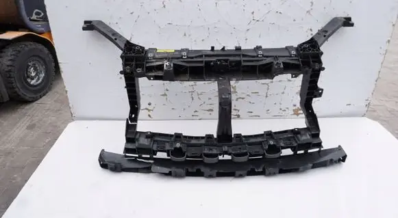 Opel Vivaro Radiator support slam panel PASPRZEDNI