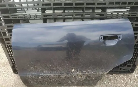 Audi A4 S4 B5 8D Rear door melynos