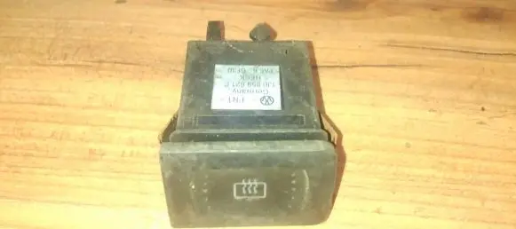 Volkswagen Bora Windscreen/window heater switch 1j0959621c