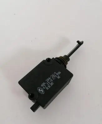 BMW X5 E53 Central locking motor 8379996