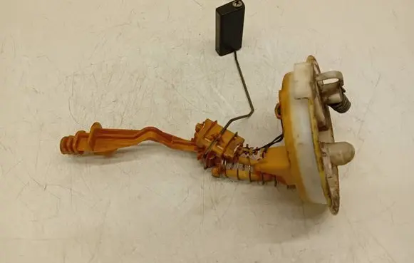 BMW 5 E39 Fuel level sensor 1183206