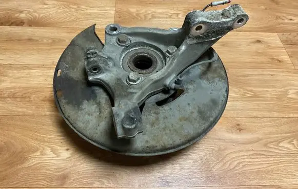 Opel Insignia A Front wheel hub