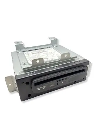 Jeep Grand Cherokee CD/DVD changer P05091245AE 7797769N CD1CV3CV2T