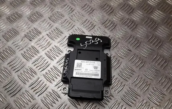 Audi A5 Other control units/modules 8W0907777E